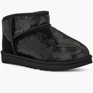 New! ✨UGG® Women’s Classic Ultra Mini Mirror Ball Boot Black- Size 8M